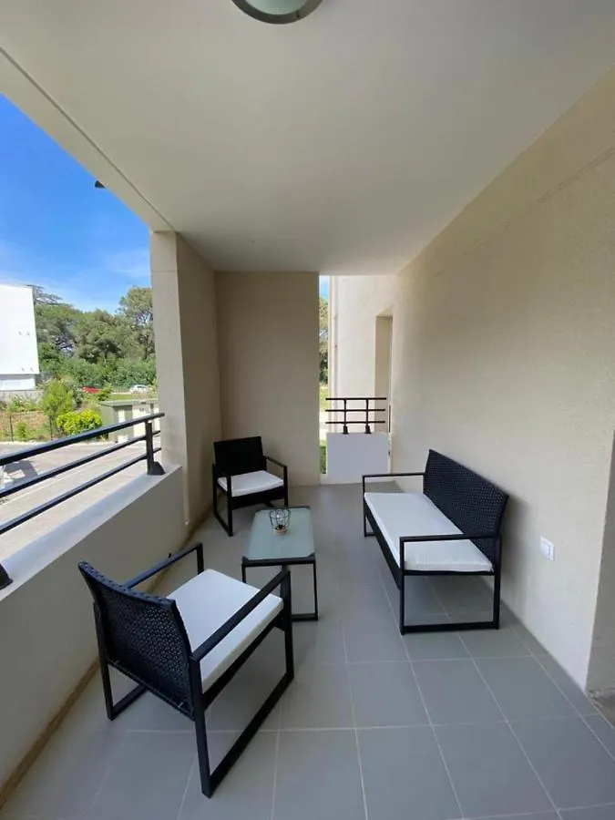 Appartement T3 La Londe Les Maures Apartment